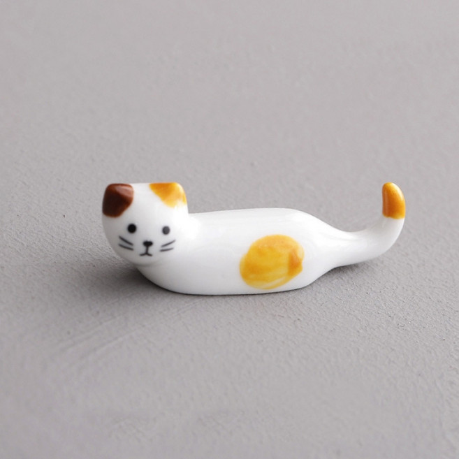 파라주니 세라믹 고양이 테이블 데코 젓가락 받침대 HJ1381, 베이지, 2개