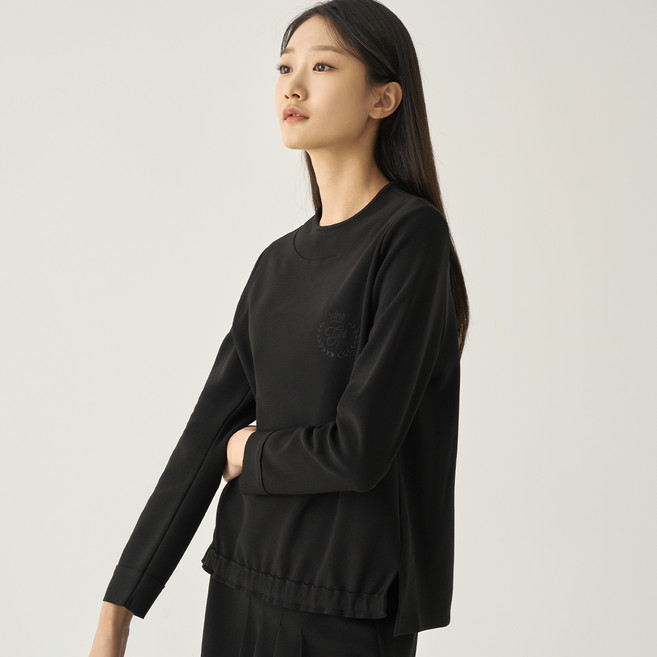 zishen 女款刷毛半高領刺繡T恤 LCTSNA30