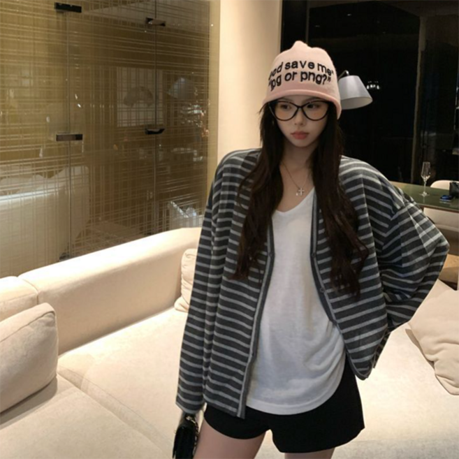 PEONIST 女款休閒感性寬鬆條紋針織開襟衫