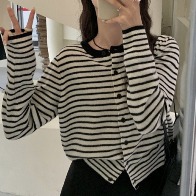 더플로우커머스 여성용 베이직 치트키 스트라이프 니트 가디건