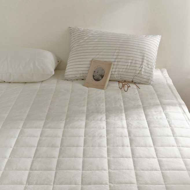 파르페by알레르망 히트웜 자가발열 극세사 패드, 화이트