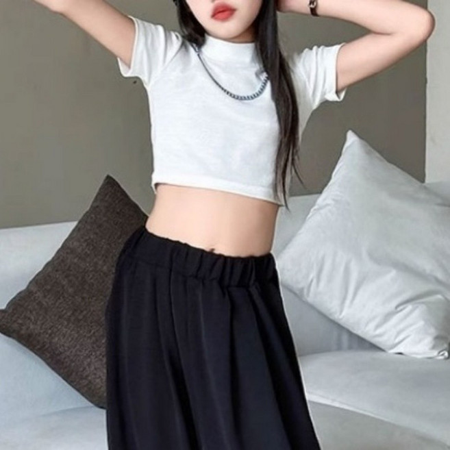 이유몽 아동용 슬림핏 하이넥 무지 반팔 크롭 티셔츠 E6H016