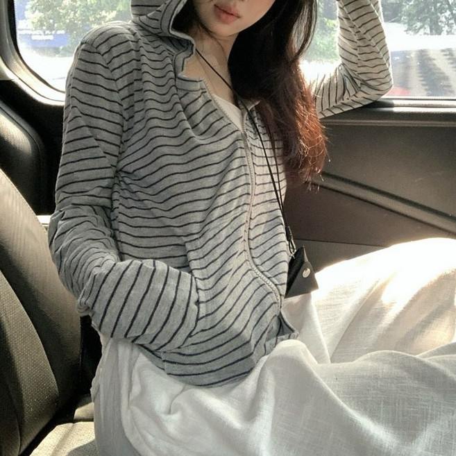 I'M MONG 女款基本版型條紋長袖連帽拉鍊外套 R6F142