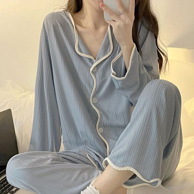 女性波浪褶飾長袖睡衣套裝