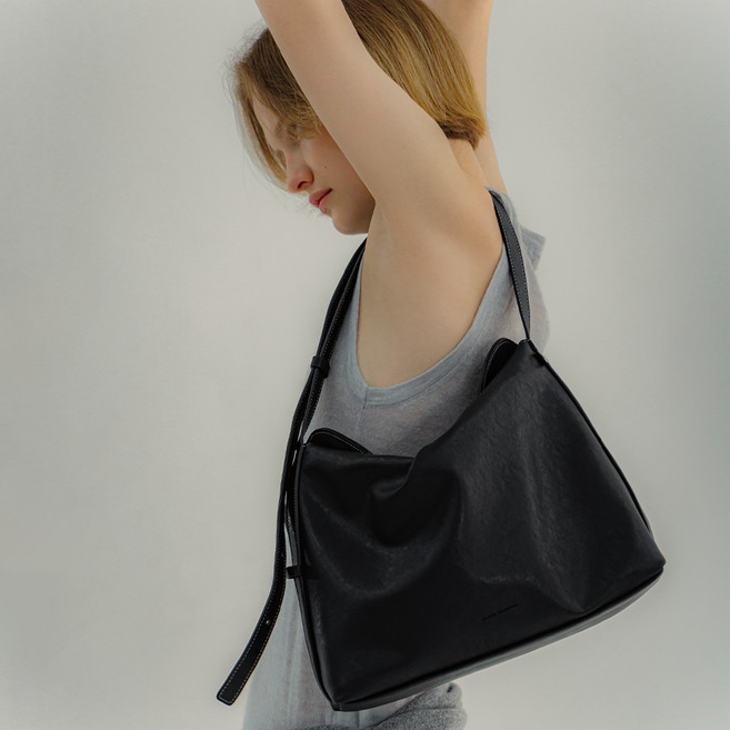 ALICE MARTHA 丹佛斜揹包, 黑色