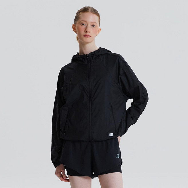 뉴발란스 여성용 W 초경량 립스탑 우븐 바람막이 자켓 NBNAF3W512