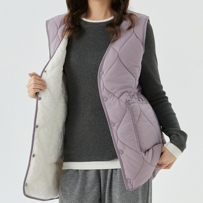 MarketA 女款口袋刷絨V領長版背心 O24FW3-A1304
