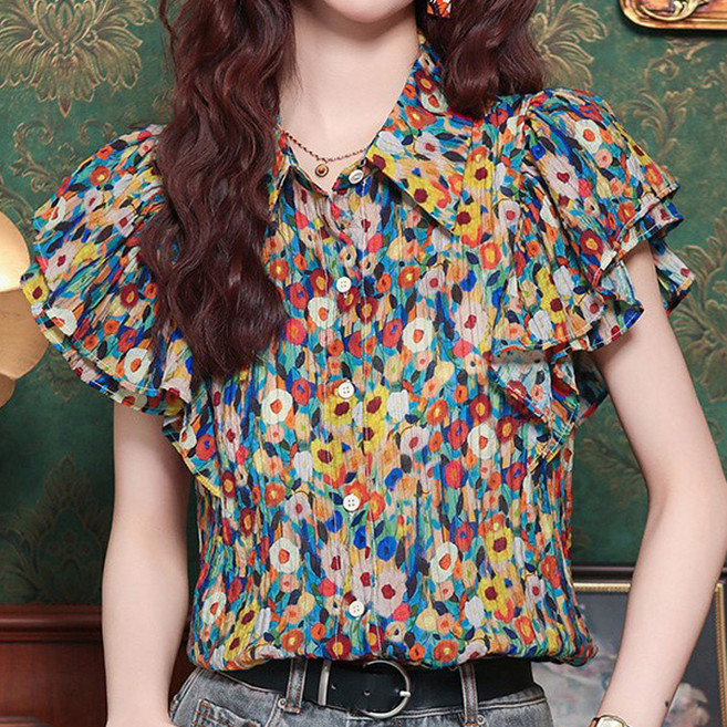 Queenis 女性彩色花卉荷葉邊襯衫