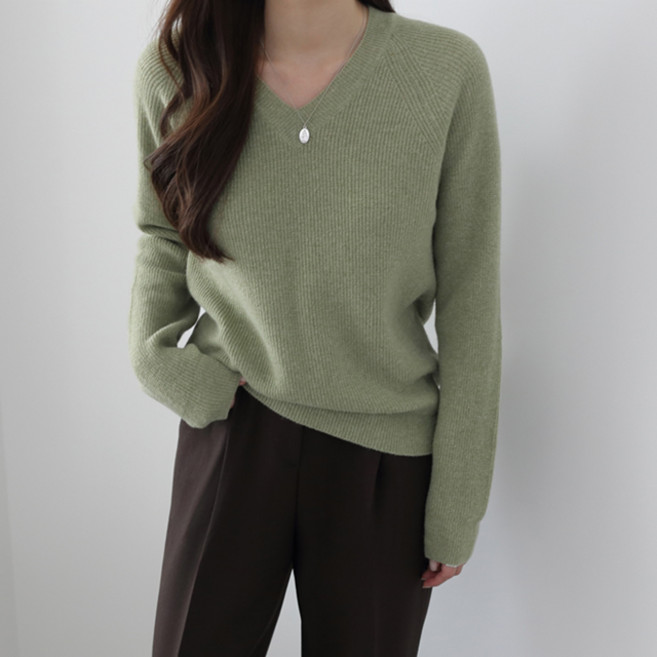 Queensler 女款 Jenit V領日常拉克蘭羊毛 Sodawool V領針織衫