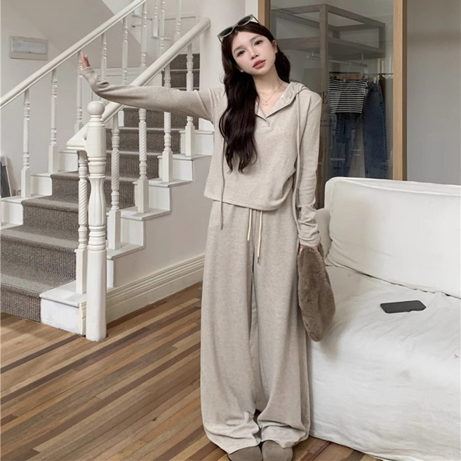 피어니스트 루즈핏 후드넥 긴팔 상의 + 와이드팬츠 투피스 세트