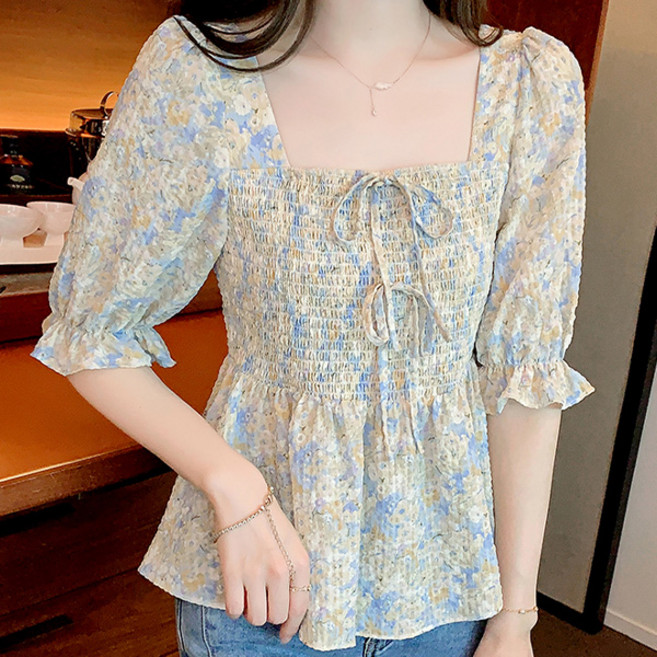 루나걸 스커비 스퀘어넥 블라우스 L24SMBL031807