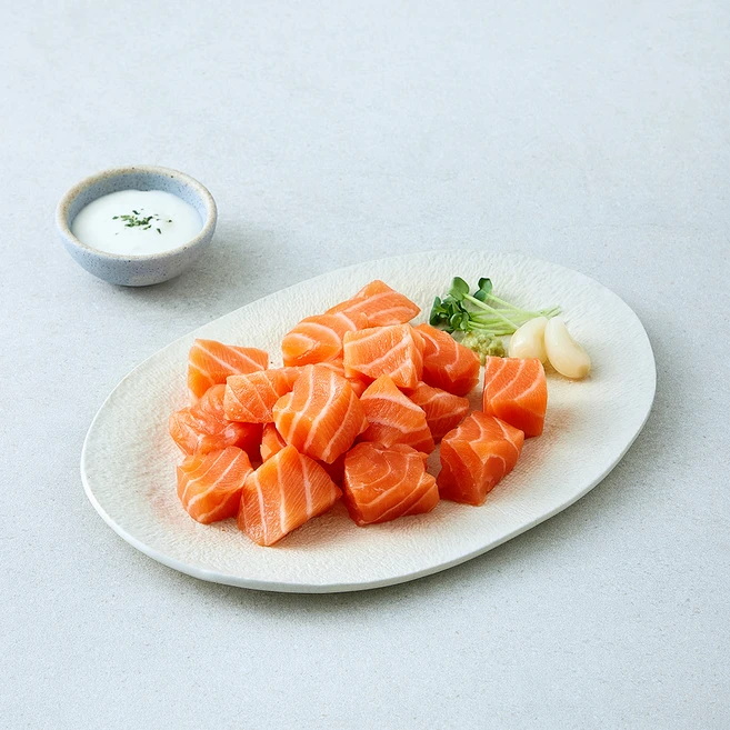 바른씨 싱싱한 큐브 생연어 150g + 타르타르소스 30g 세트, 1세트 - 쿠팡
