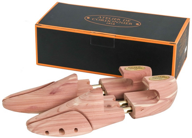 코르도니에르 삼나무 우드핸들 슈트리