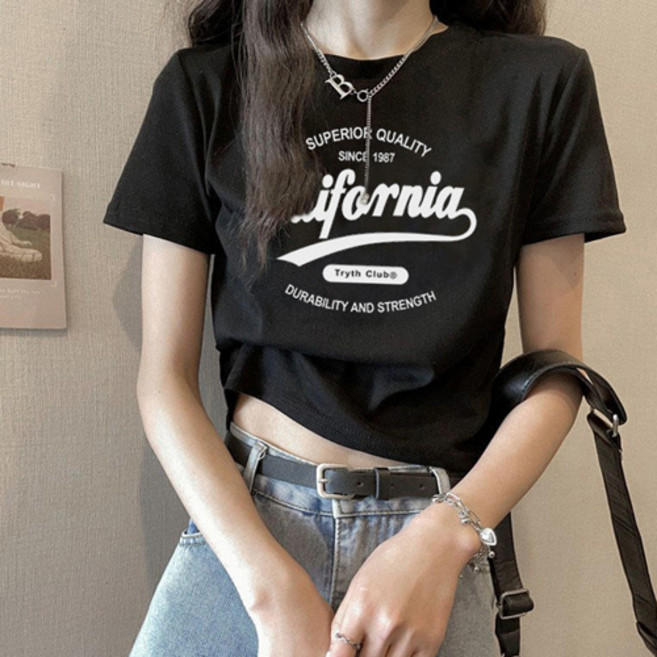 더플로우커머스 여성용 캐주얼 레터링 포인트 크롭 반팔 티셔츠