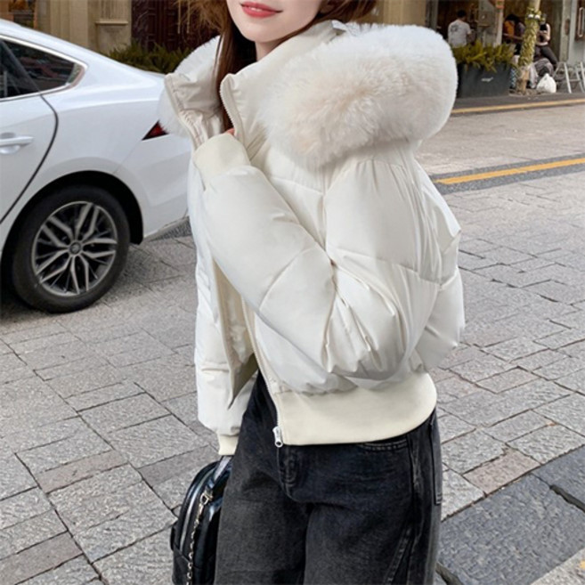 The Flow Commerce 女款柔軟雪花毛絨連帽短版羽絨外套