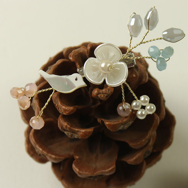 비단길 은새 브로치