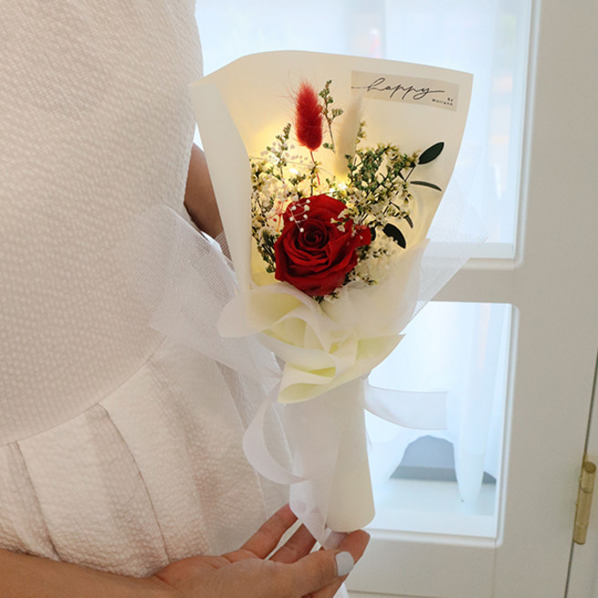 모리앤 생화 사랑하는 그대에게 프리저브드 조명 꽃다발 + 기프트박스 세트, 파이어레드, 1개