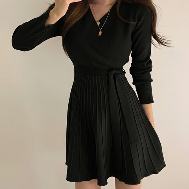peilit 女款可愛修身百褶針織連身裙, 黑色