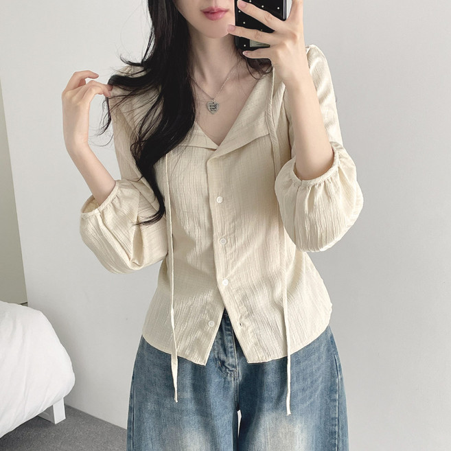 위드후이린 뒷리본 잘록핏 슬림 퍼프 긴팔 블라우스