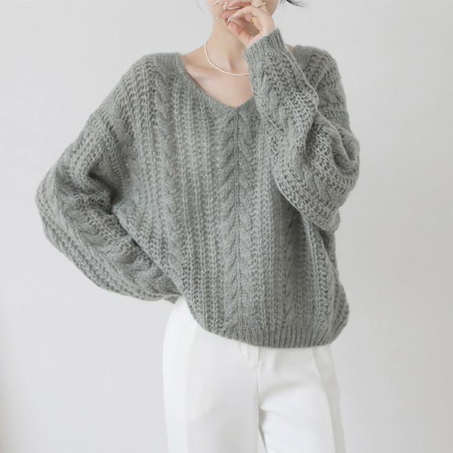 Dotif 女款舒適V領麻花針織衫