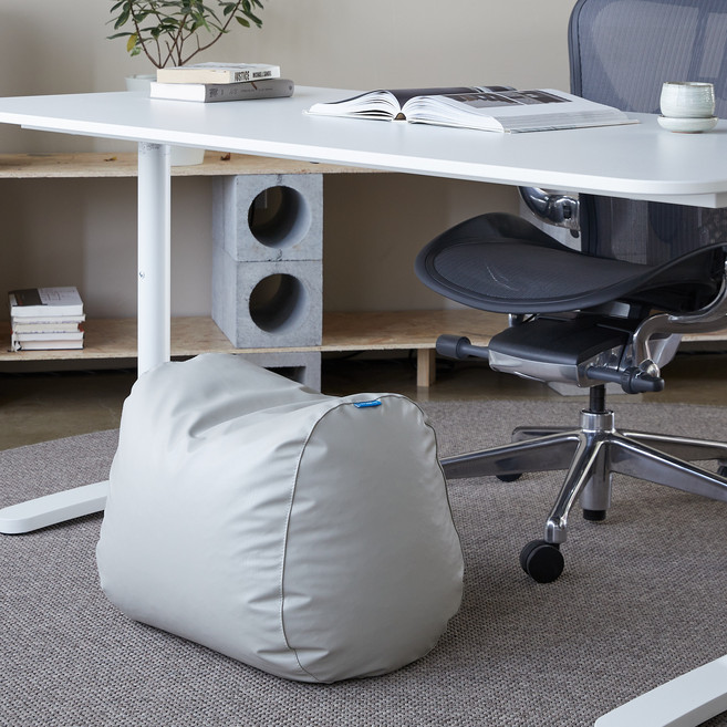 폴리몰리 PU 빈백 에그 풋스툴, 라이트 그레이