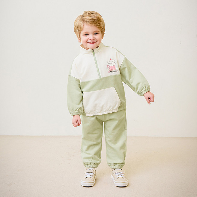 몰리멜리 아동용 몰리 치노 하이넥 상하복 세트