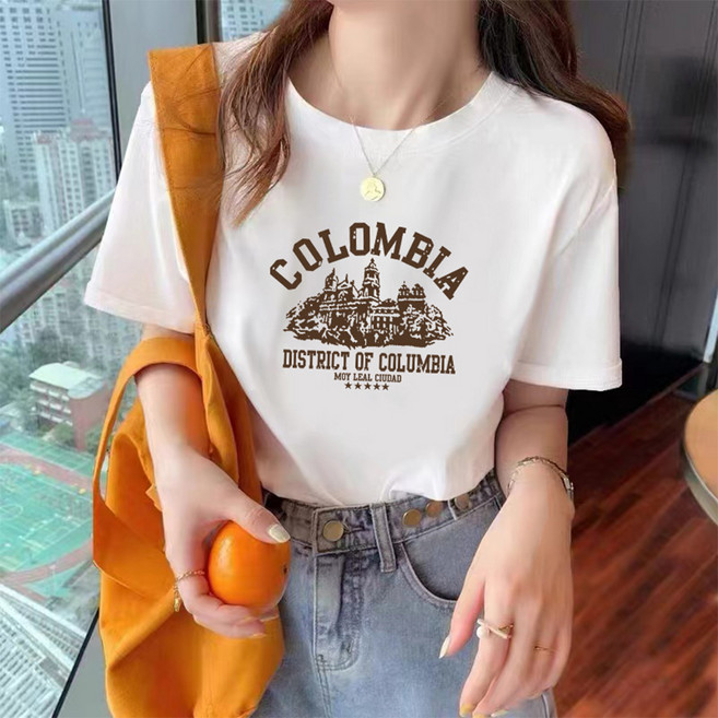 Elsso 女款透氣圓領Logo短袖T恤
