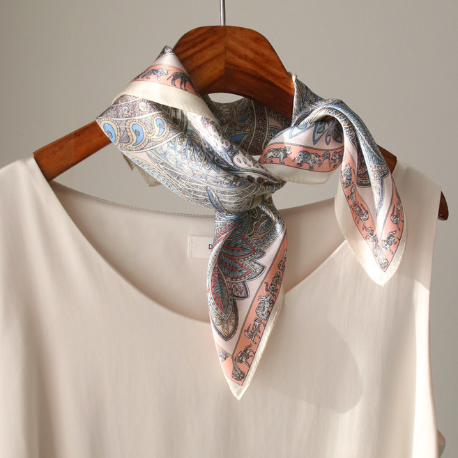 바비수 실크 100 쁘띠 보몬 에스닉 스카프