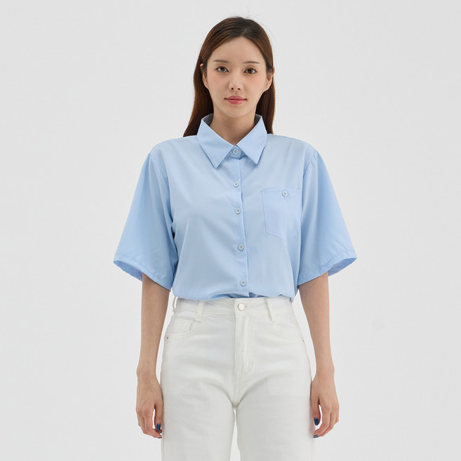 Elsso 女款極簡口袋寬鬆版短袖襯衫
