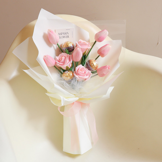 아스파시아 트리플 페레로로쉐 튤립 꽃다발, 핑크