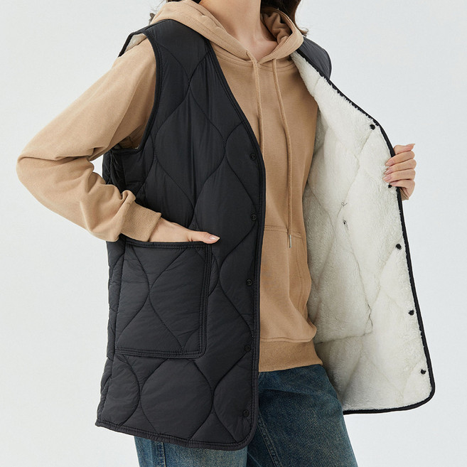 MarketA 女款口袋刷絨V領長版背心 O24FW3-A1304