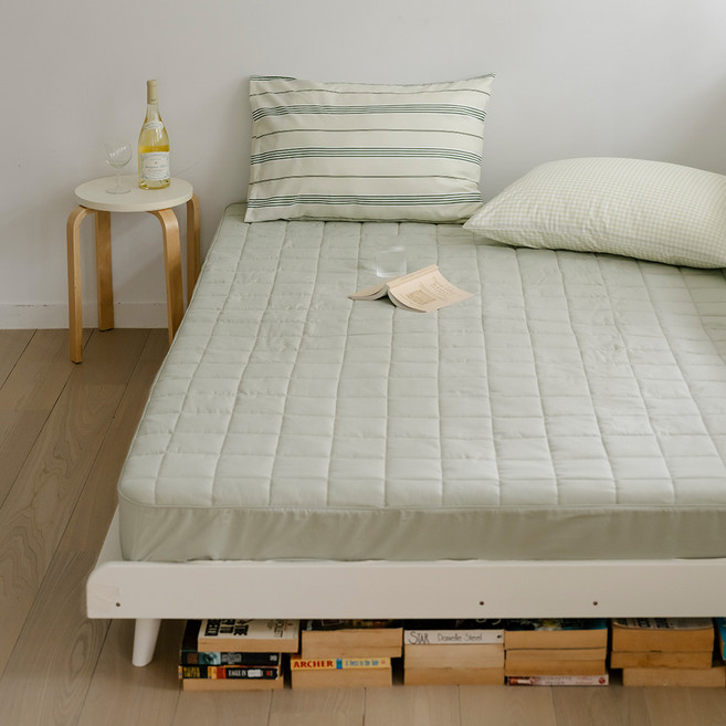 아임베딩 메리 부드럽고 먼지없는 누빔 매트리스 커버