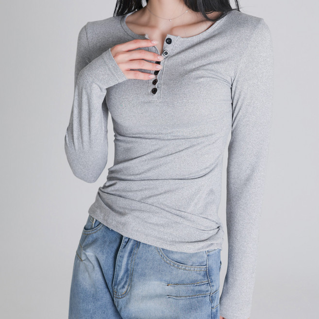 Dotif 女款半排扣修身長袖T恤 T26SS1-A2567