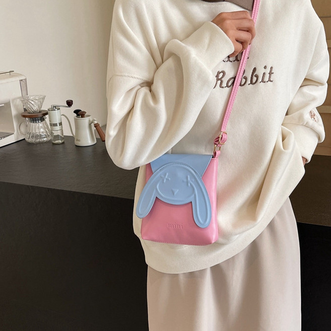 하라로이 배색 래빗 크로스백