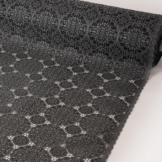 데코리아 북유럽풍 레이스 방수코팅 식탁보 FL2970, 50cm x 5m, 블랙, 1개