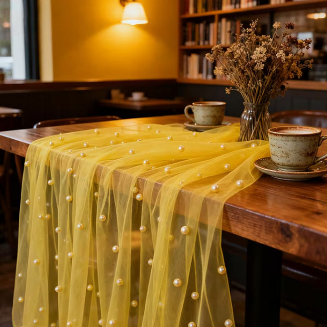 알럽홈 비즈 레이스 쉬폰 파티 테이블러너 L261-0092, 옐로우, 1개, 75 x 100 cm