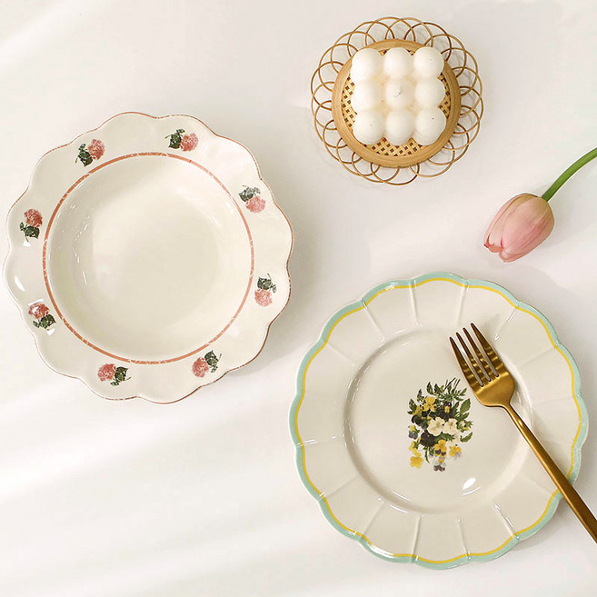 이우아여사 프로방스의 오후 빈티지 플레이트 세트, 1세트, 피치 깊은볼19 cm + 플라워 라인 예쁜 접시 20 cm, 혼합색상