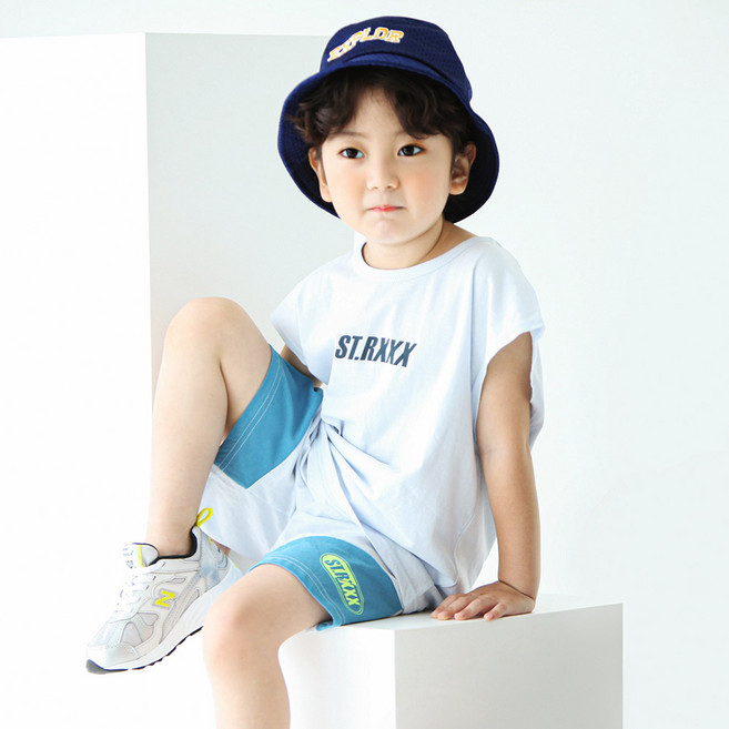 BOOMBOOMKIDS 孩童圓領背心+拼色短褲 SS21S24
