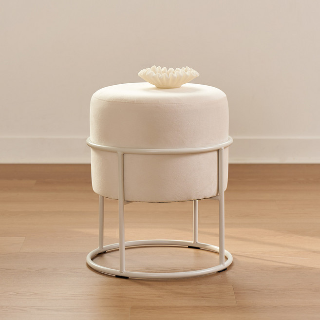 룸앤홈 테라 벨벳 원형 스툴, 크림, 1개