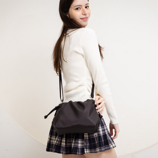 peeps Dori cross bag, 黑色