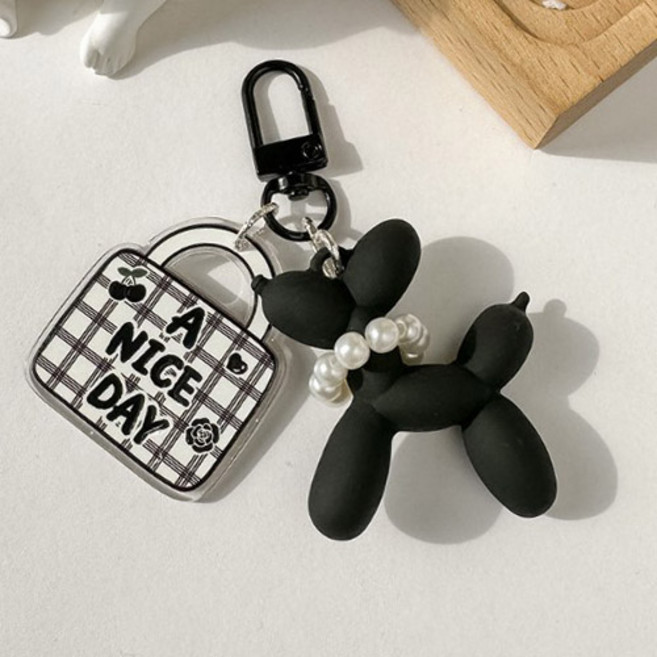 버블리데이 블랙 강아지키링 가방 참장식