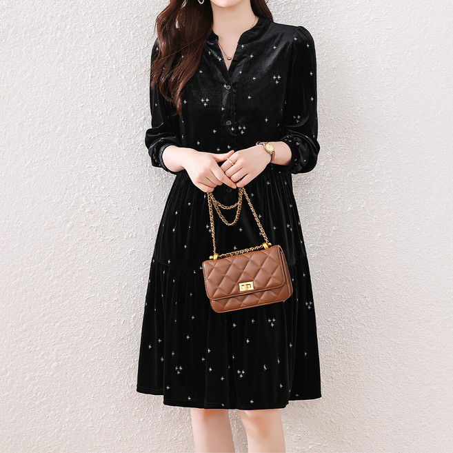 ATTERLIC Twinkle 大尺碼亨利領華麗現代風中長版連身裙 11245, 黑色