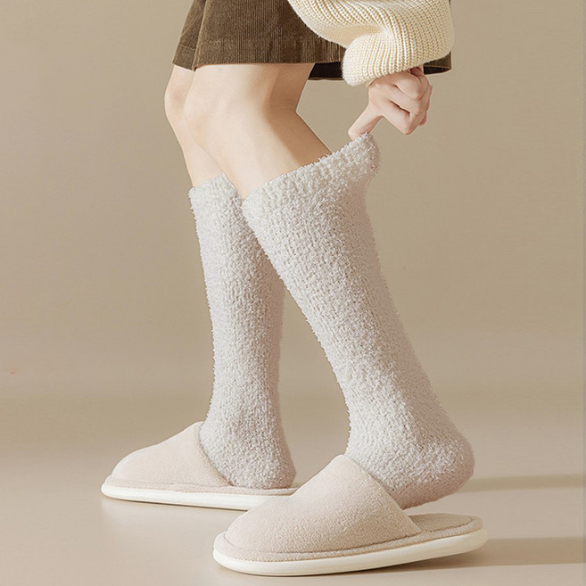 arua 아루아 여성용 니삭스 긴목 털빠짐없는 수면양말 2p