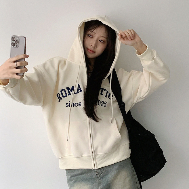 Planday 株式會社 女款浪漫字母印花日常連帽拉鍊外套