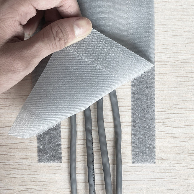 메이크마인 벨크로 바닥 라인 정리 케이블 전선 가리개, 그레이, 1개