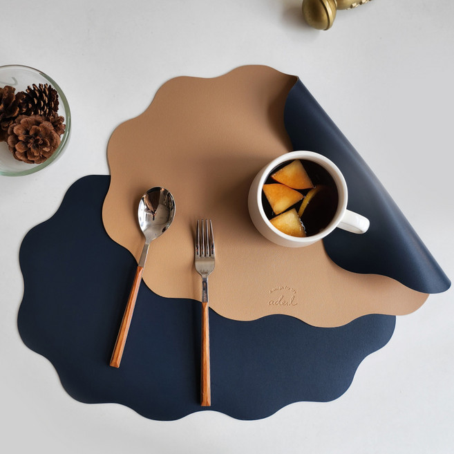 에이드엘 웨이브 가죽 테이블매트, 밀크티 + 네이비, 430 x 300 mm, 2개