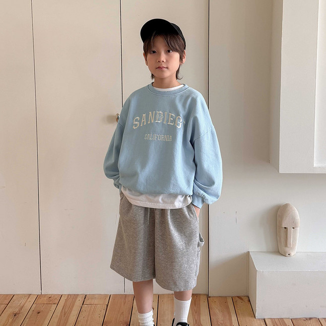 프롬아이 샌디에고 자수 맨투맨