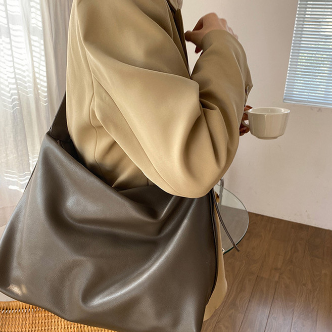 Elsso 大容量日常素色托特肩背包