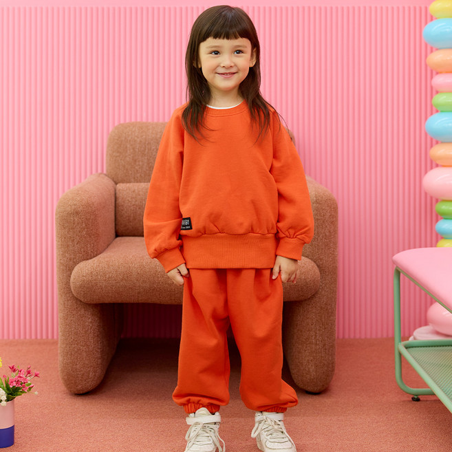 유라비 아동용 홀먼 래글런 긴팔 면 맨투맨 + 와이드 트레이닝 밴딩 팬츠 세트