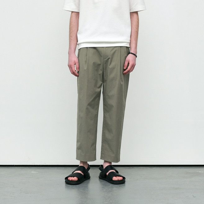 마인드브릿지 릴렉스핏 투턱 밴딩팬츠 MWPT3108